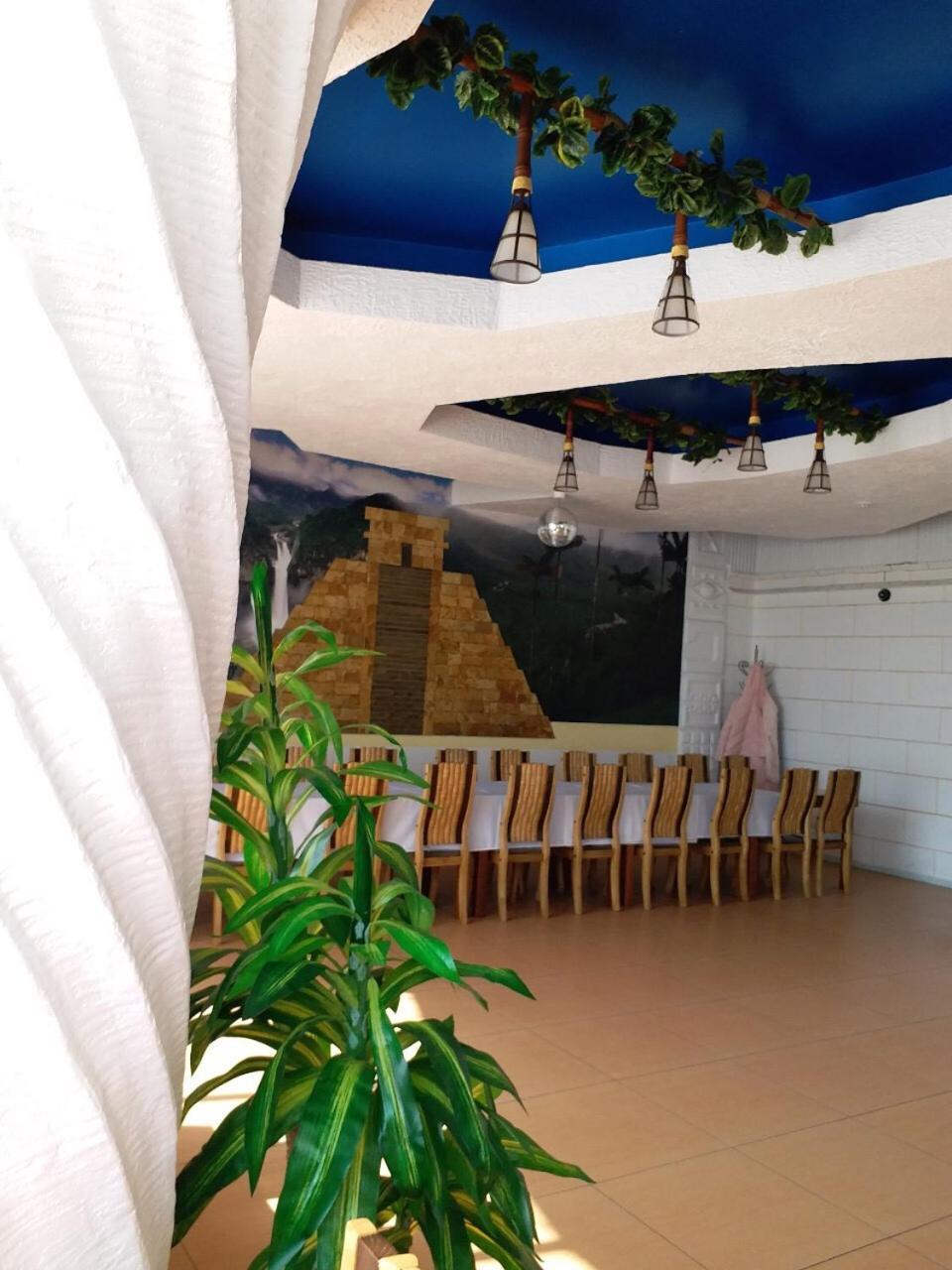 Hôtel Apelsin à Bilhorod-Dnistrovsʼkyy Extérieur photo