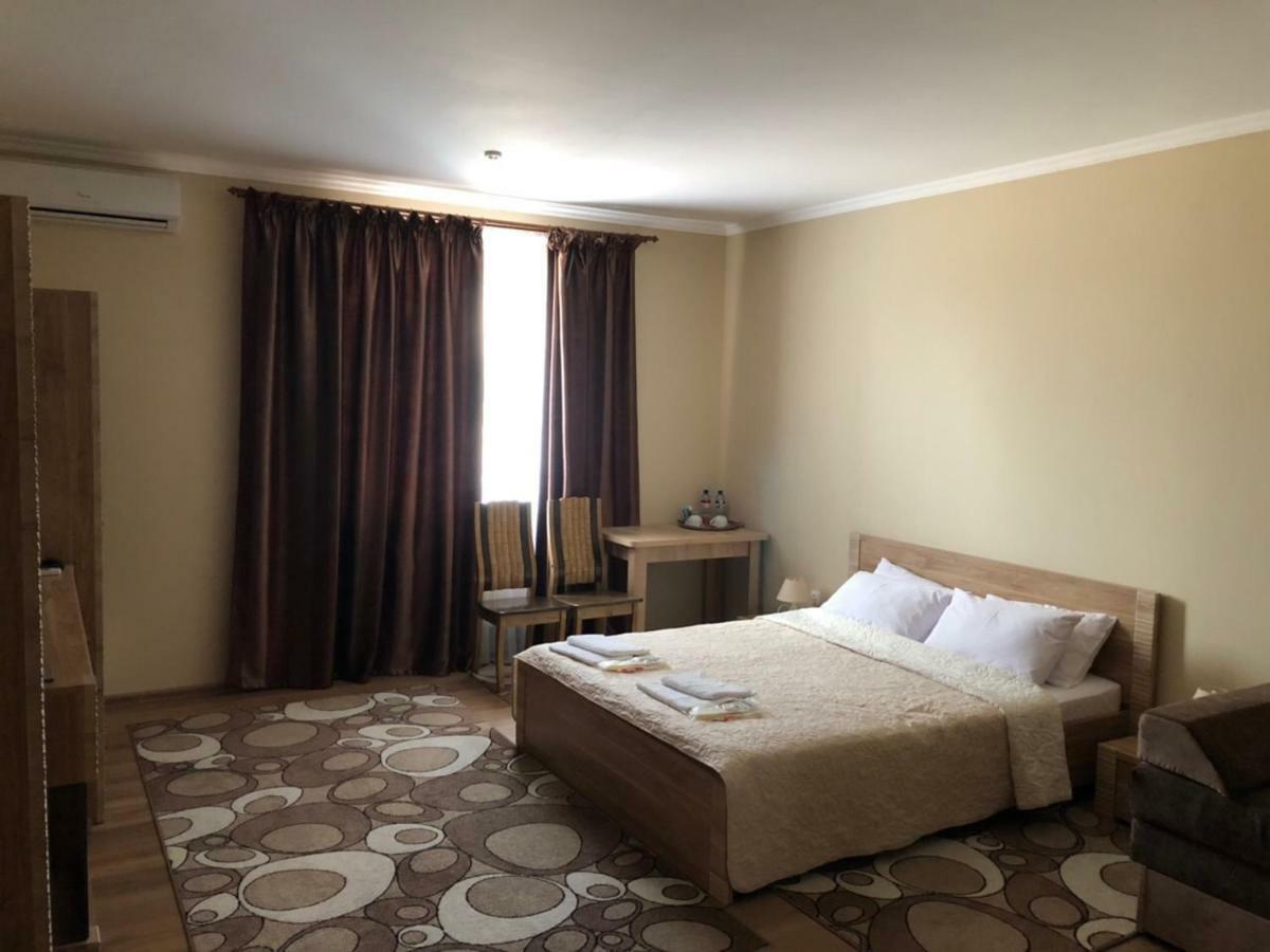 Hôtel Apelsin à Bilhorod-Dnistrovsʼkyy Extérieur photo