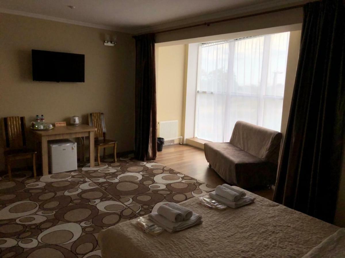 Hôtel Apelsin à Bilhorod-Dnistrovsʼkyy Extérieur photo